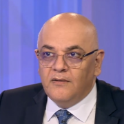 Raed Arafat avertizează: ”Sfătuim populaţia, mai ales cei care au dezactivat RO-Alert, să-l reactiveze în telefoane”