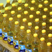 Statul vrea să cumpere de urgență mii de tone de ulei de floarea soarelui