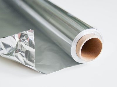 Produsul din casă, folosit de majoritatea dintre noi, mult mai periculos decât folia de aluminiu: ”Pare inofensiv, dar nu este”