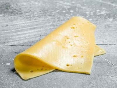 Brânza care ta ajută să slăbești. Este și bogată în calciu. Cum se poate consuma