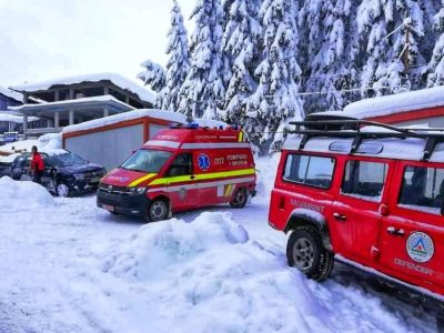 Ce nenorocire! O femeie a murit la 35 de ani după ce a fost lovită de o bucată de gheață