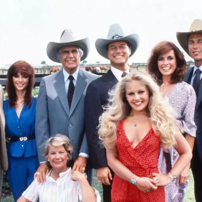 Cine își amintește de intriga și drama din „Dallas”? Serialul anilor '80 se întoarce și va fi disponibil online în România