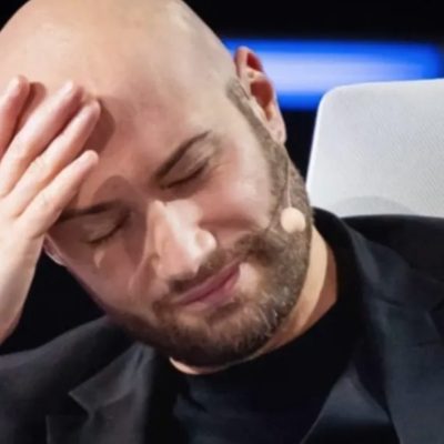 După ani de zile de speculații Mihai Bendeac a recunoscut în sfârșit! Acesta este motivul pentru care NU se poate căsători. L-au tot bănuit....