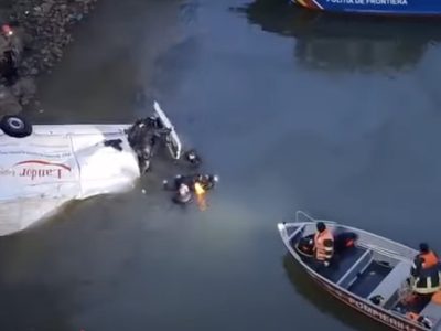 Microbuzul a fost scos din dunăre. Ce au găsit în acesta, cine era șoferul și ce făcea cu puțin timp înainte