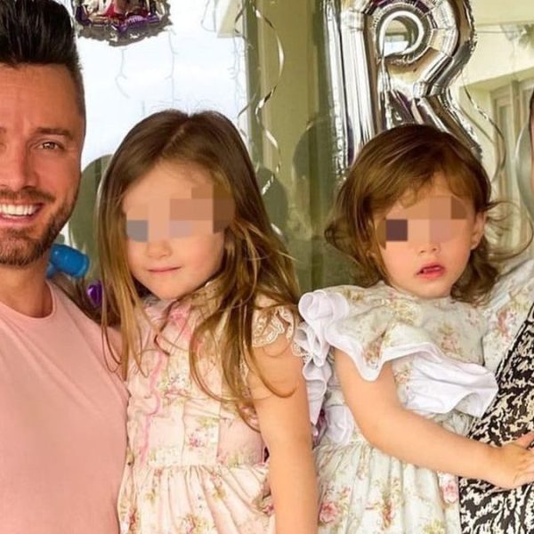 Tavi Clonda și-a făcut bagajele și a plecat, iar Gabriela Cristea rămâne singură cu cele două fetițe. Motivul e neașteptat