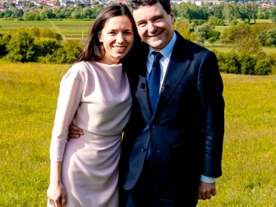 Ce înseamnnă numele Antim, ales de Nicușor Dan și Mirabela Grădinaru pentru fiul lor. Are o semnificație specială