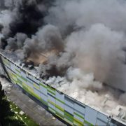 Ro-alert de INCENDIU la un mall din România. „Lăsați libere căile de acces pentru forțele de intervenție!” Salvatorii intervin chiar acum. Anunț despre victime