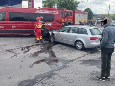 Tragdia care zguduie România. Un microbuz cu 15 copii, mulți au ajuns la spital. Cum s-a întâmplat