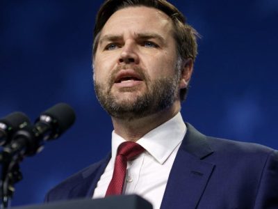 Declarațiile lui JD Vance provoacă valuri în toată Europa. Vicepreședintele SUA și-a schimbat total părerea