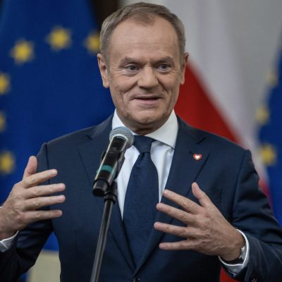 Donald Tusk este nervos pe George Simion și face niște acuzații grave. Ce îi reproșează premierul Poloniei