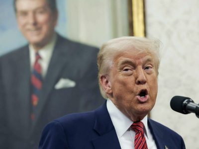 Atac fără precedent făcut de Donald Trump, schimbarea care uluiește întreaga lume