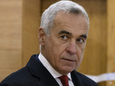 Din păcate este Călin Georgescu. Cel mai drag și apropiat om al lui a fost săltat de poliție
