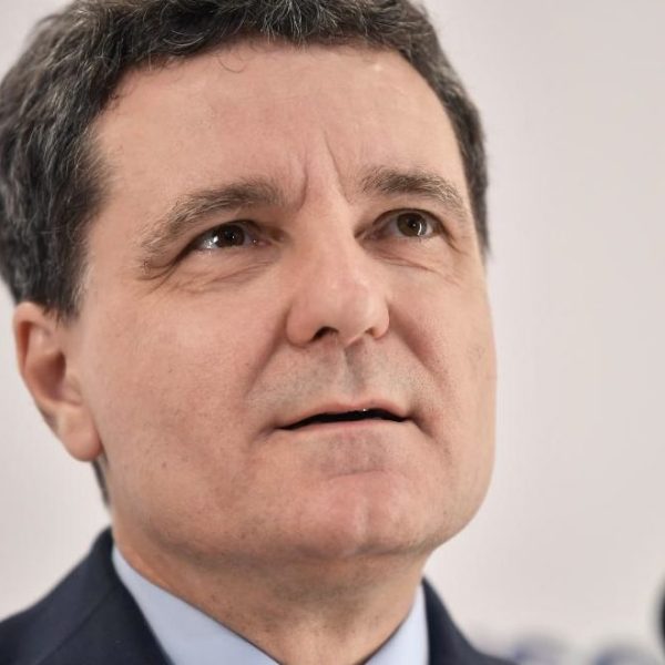 UPDATE Devine INTERZIS în România! Președintele Nicușor Dan a promulgat legea astăzi