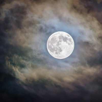 Horoscop de LUNĂ PLINĂ: ce zodii vor avea mare noroc mâine, 11 iunie 2025, când are loc un fenomen unic