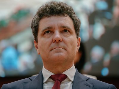 Nicușor Dan pleacă azi în prima vizită externă, de când a fost pus în funcție Ce țară va vizita și când se va reîntoarce în România