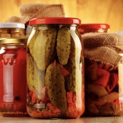 Ce pui în salicilat pentru a ieși gustos. Ingredientul secret care îl ajută să nu fermenteze