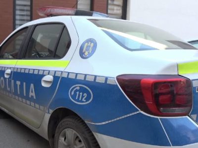 O fetiță de doi ani a murit după ce a căzut de la etajul 11, în București