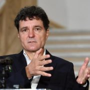 Președintele Nicușor Dan a semnat, miercuri, primele trei decrete în calitate de președinte. Ce LEGI surpriză a adoptat