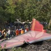 S-a aflat adevărul despre avionul prăbușit din India. Anchetatorii fac dezvaluiri infiorătoate, ce spun cutiile negre