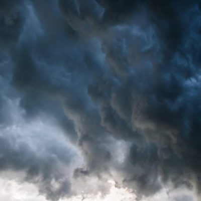Avertizare de furtuni imediate. Vine potopul