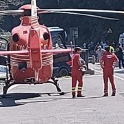 https://fresh24.ro/2025/07/06/accident-ingrozior-un-microbuz-plin-cu-peste-20-de-persoane-s-a-facut-zob/