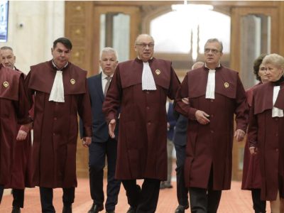 Nu se poate așa ceva. Pe a cheluit CCR zeci de mii de euro. Abia acum s-a aflat, de asta trag românii?