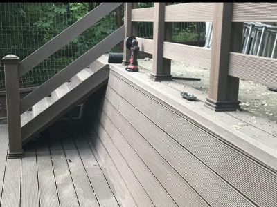 Garduri care nu mai cer vopsea, nu crapa și nu putrezesc: Soluția aleasă de tot mai mulți români care construiesc în 2025