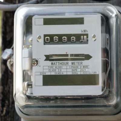 Cine sunt românii care vor primi carduri de energie în 2025. Anunțul făcut de ministrul Muncii