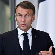 E scandal internațional. Decizia lui Emmanuel Macron