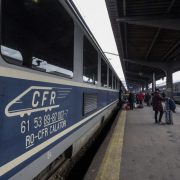 Incident grav cu un tren plin cu pasageri de la CFR Călători. Este știrea dimineții în România