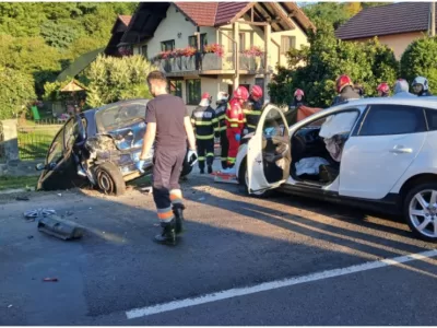 Doamne ce accident cumplit. Sunt multe persoane rănite și morți implicați