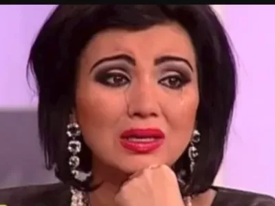 Din păcate este vorba de Adriana Bahmuțeanu. Mama ei...