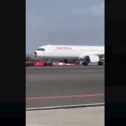 Avion distrus la scurt timp de la decolare. 182 de pasageri în pericol