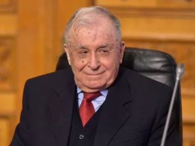 Ce avere avea Ion Iliescu. Banii, terenurile și casele pe care fostul președinte le-a adunat de-a lungul vieții