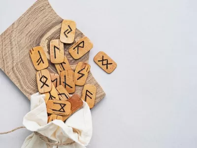 Horoscop rune septembrie 2025. Maestrul runelor aduce vești importante pentru 3 zodii