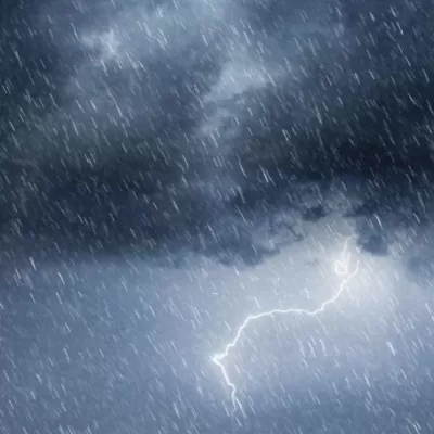 Alertă de vreme severă imediată. Jumătate de țară sub cod galben de furtuni puternice