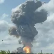 Explozie devastatoare. Peste 134 de răniți și 20 de morți, salvatorii caută supraviețuitori