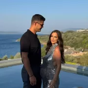 Dana și Adrian Năstase vor deveni bunici. Corina, soția fiului cel mic, Mihnea, este însărcinată. Cine a dat vestea