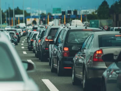 Cresc taxele pentru drumuri. Este revoltător cât s-au mărit prețurile. Toți românii trebuie să știe