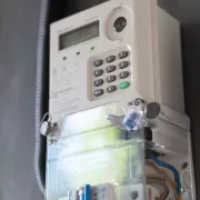 Doamne ferește! Românii aproape de infarct după ce au văzut facturile la energie