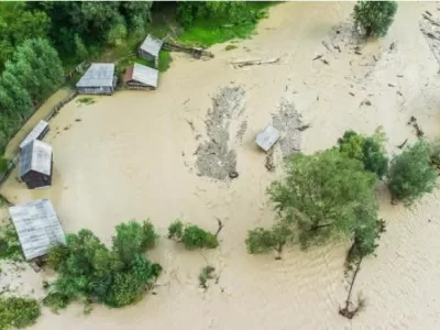 Apel IGSU către voluntarii care vin în sprijinul comunităților afectate de inundațiile din Suceava