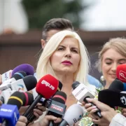 Ce ascunde Elena Udrea. Secretele nebănuite ținute bine de fostul ministru. „Știe multe. N-a ciripit nimic!”