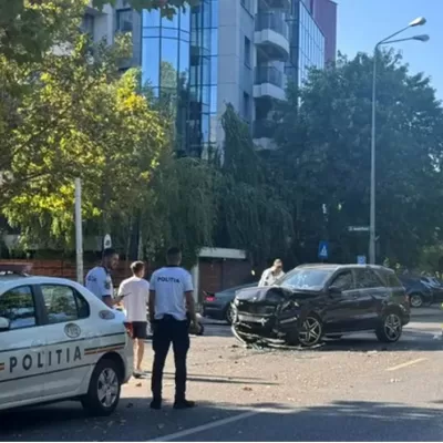 Uluitor! Fiul unui fost mare fotbalist a provocat un accident teribil. Incredibil la ce gest a recurs imediat după impact