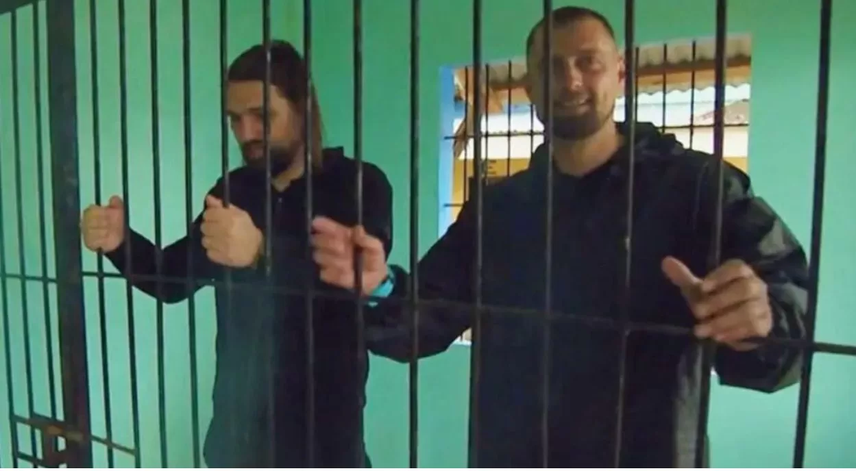 Dan Alexa şi Gabi Tamaş au fost luaţi cu duba poliţiei în Filipine. Primele reacţii ale protagoniştilor de la Asia Express