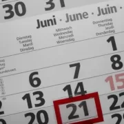 Tabelul bogăției la români | Află câți bani o să faci în viață, în funcție de data nașterii