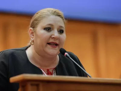 Anunț de ultimă oră! Diana Șoșoacă poate rămâne fără imunitate. Când ar putea fi luată decizia