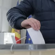 Ultimul sondaj înainte de Alegerile din Moldova. Este fără precedent ce se întâmplă
