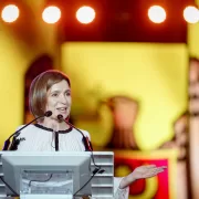 Ultimele două mari sondaje din Moldova. Cine va câștiga alegerile. Europa s-a îngrozit când a văzut cifrele