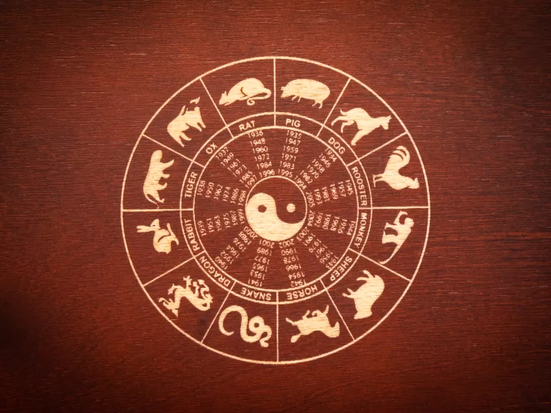 Horoscop chinezesc 14 septembrie. Zodiacul le reamintește acestor trei zodii că timpul nu iartă, iar din urmă vine karma pentru ei. Trebuie să fie foarte atenți în următoarea perioadă