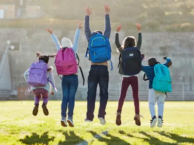 Cine sunt elevii din România care nu mai merg la școală vinerea. Decizia de ultimă oră luată de Ministerul Educației